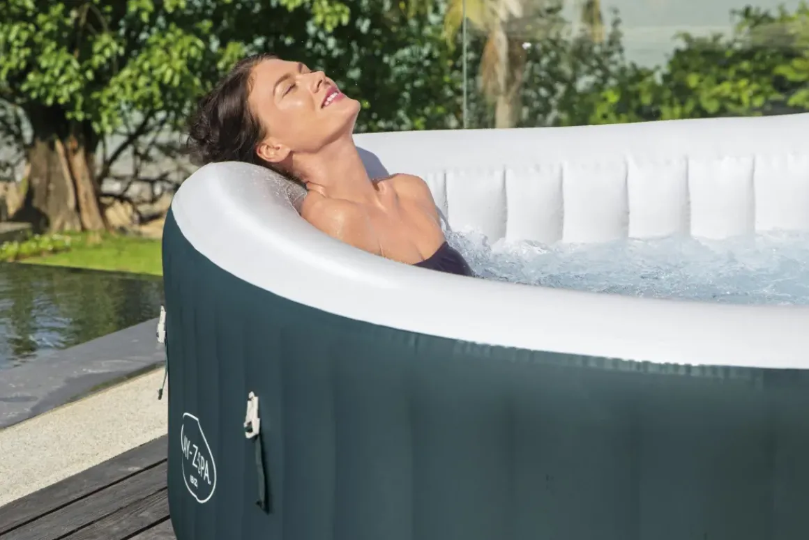 Bestway Opblaasbare Jacuzzi Lay-Z-Spa Ibiza Airjet 806L Groen 180X180X66Cm