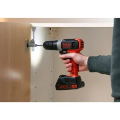 Black+Decker Accuboormachine Bcd001C2-Qw 18V (2 Accu'S)