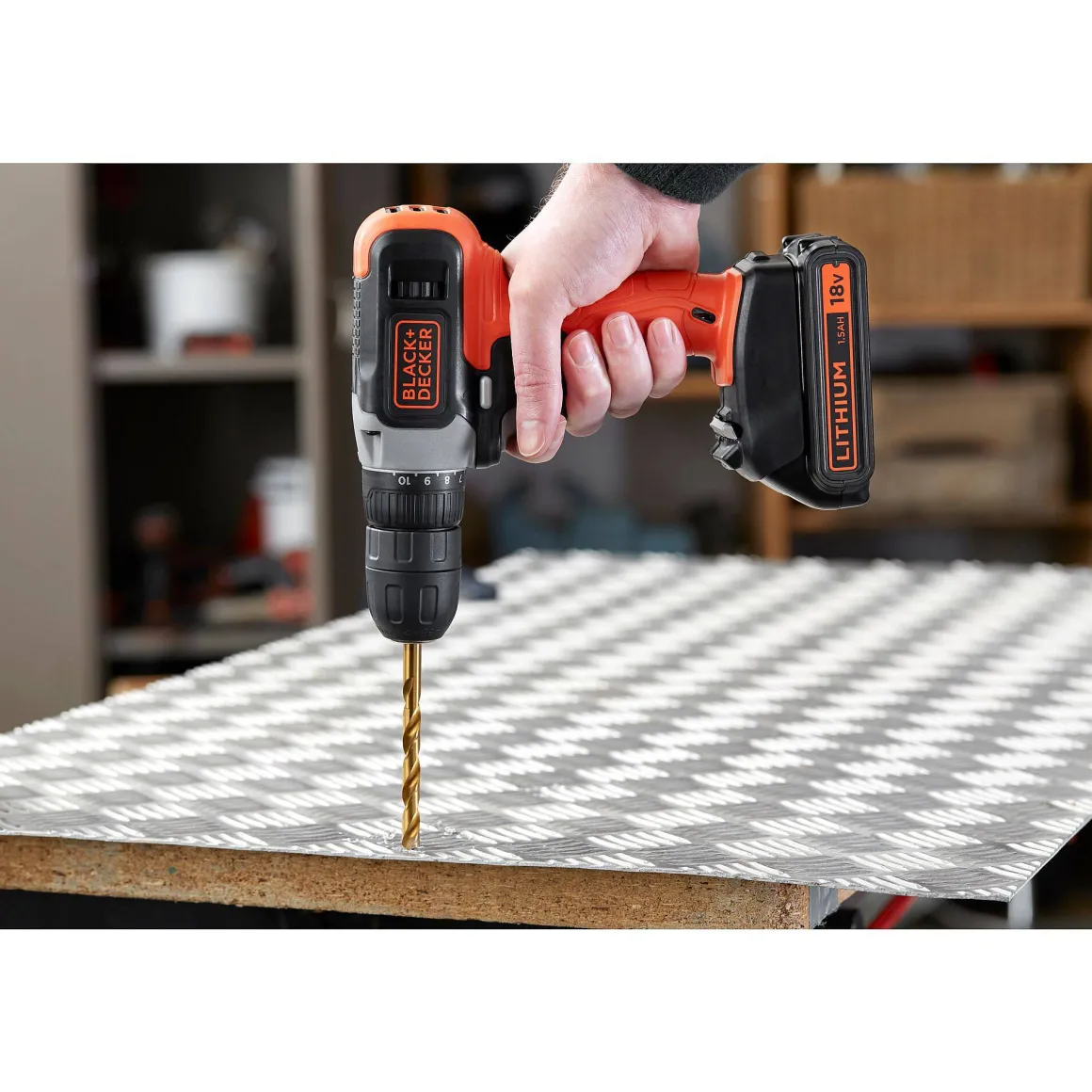 Black+Decker Accuboormachine Bcd001C2-Qw 18V (2 Accu'S)