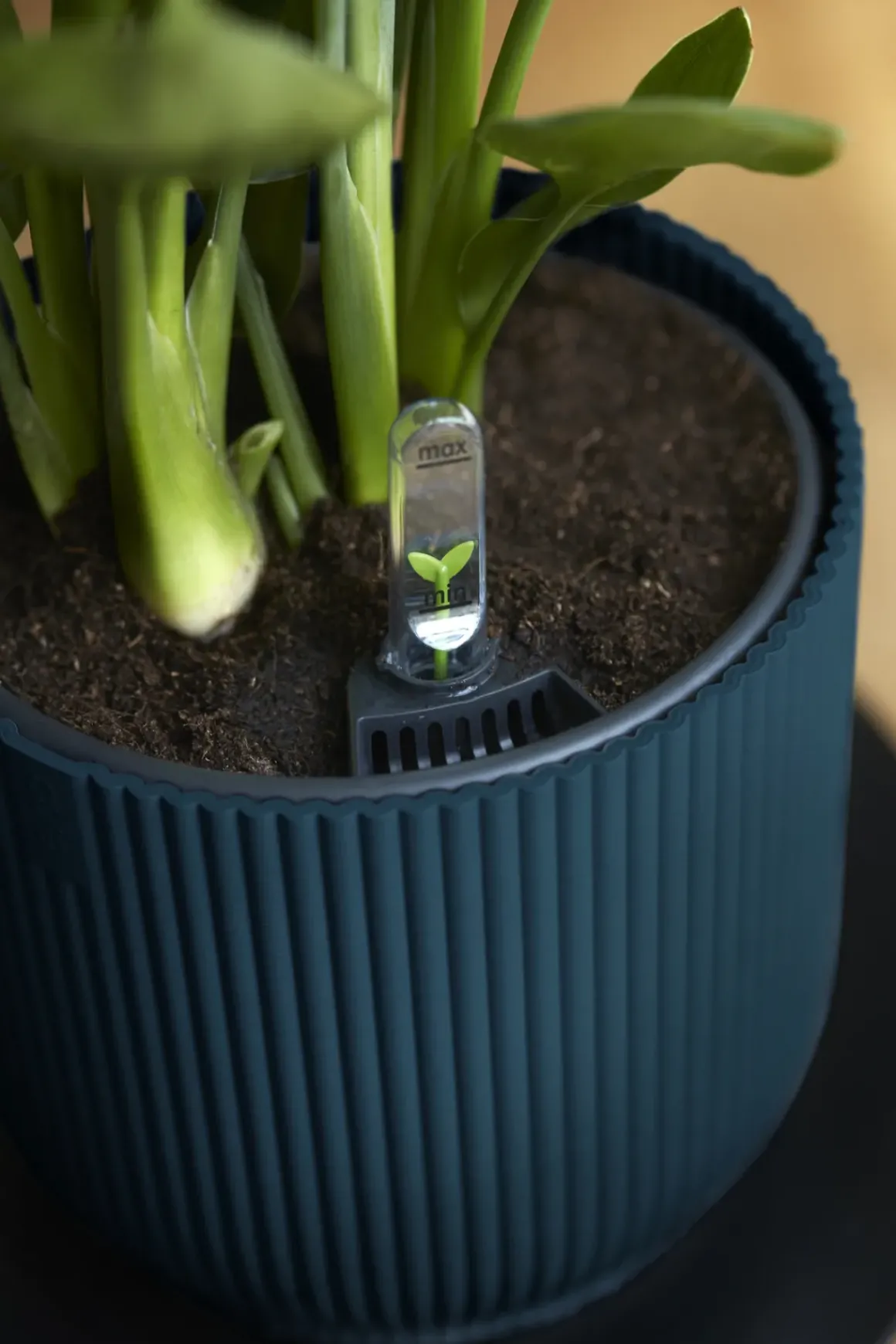 Elho Bloempot Vibes Fold Rond O22Cm Deep Blue