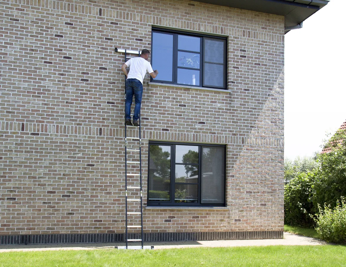 Escalo Vouwladder Multifold 2-In-1 Zwart