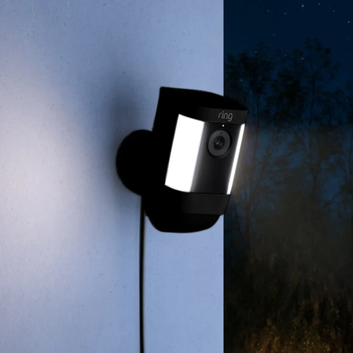 Ring Beveiligingscamera Spotlight Cam Pro - Plug-In - 1080P Hd-Video - Zwart