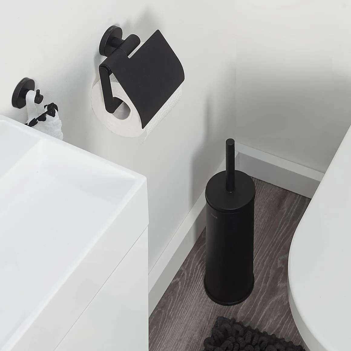 Tiger Accessoireset Boston - Toiletborstel Met Houder Vrijstaand - Toiletrolhouder - Haak – Zwart