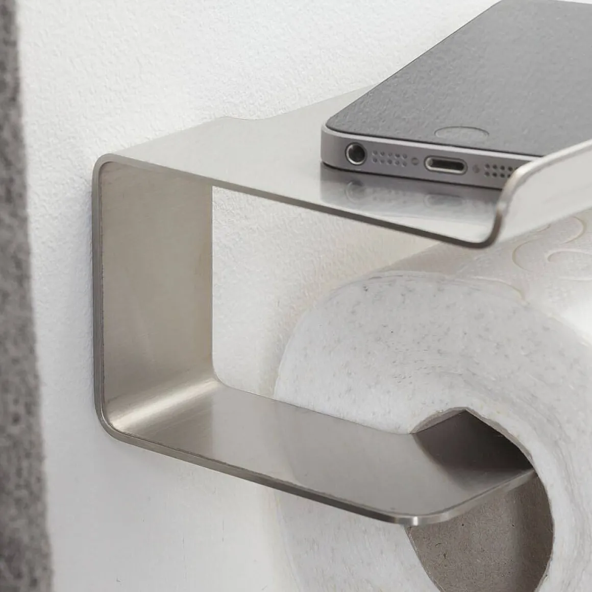 Tiger Toiletrolhouder Colar Met Planchet Rvs Geborsteld