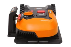 Worx Robotmaaier Landroid M700 - 20V Accu - Voor Gazons Tot Ca. 300M² - Maaibreedte 180Mm - Incl. Laadstation En 150M Terreinafbakeningskabel